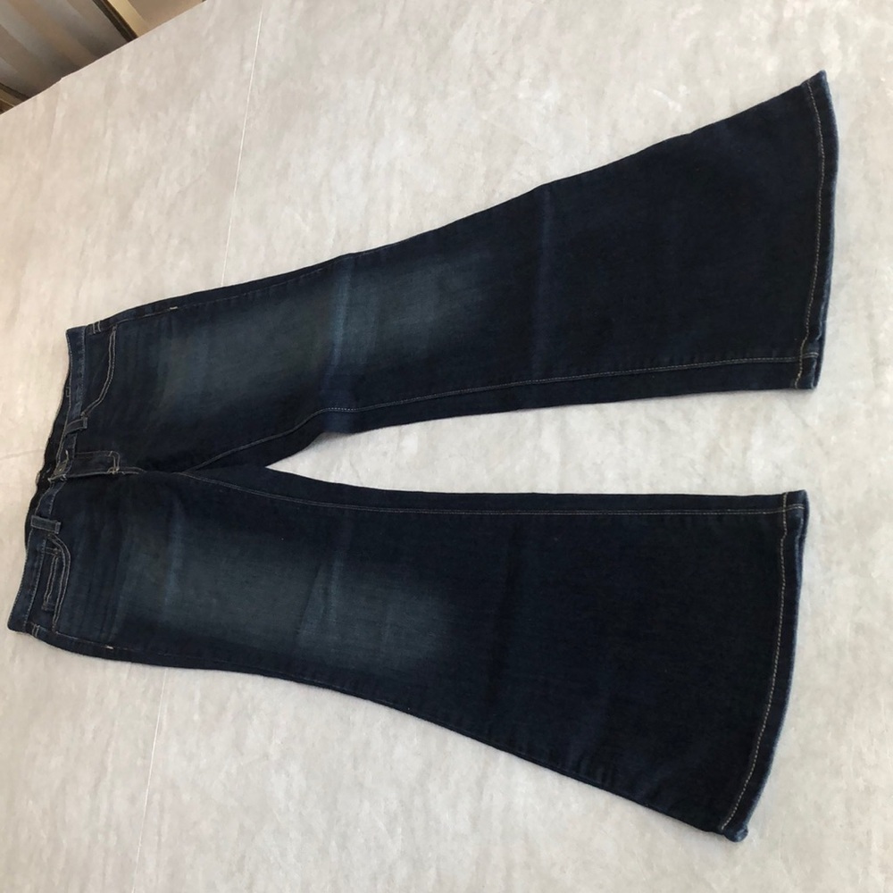 Calvin Klein Women's Flare Dark Blue Denim Washed Jeans Style WG41A50C Size 4X32 - Picture 2 of 13